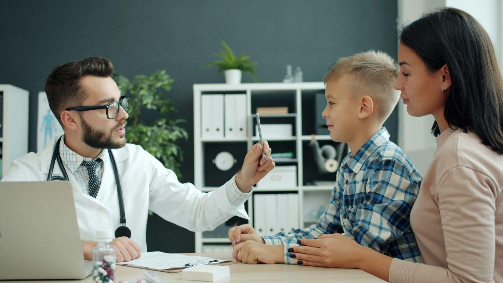 Naturopathic Doctor Near Me: Working With Your Family Doctor